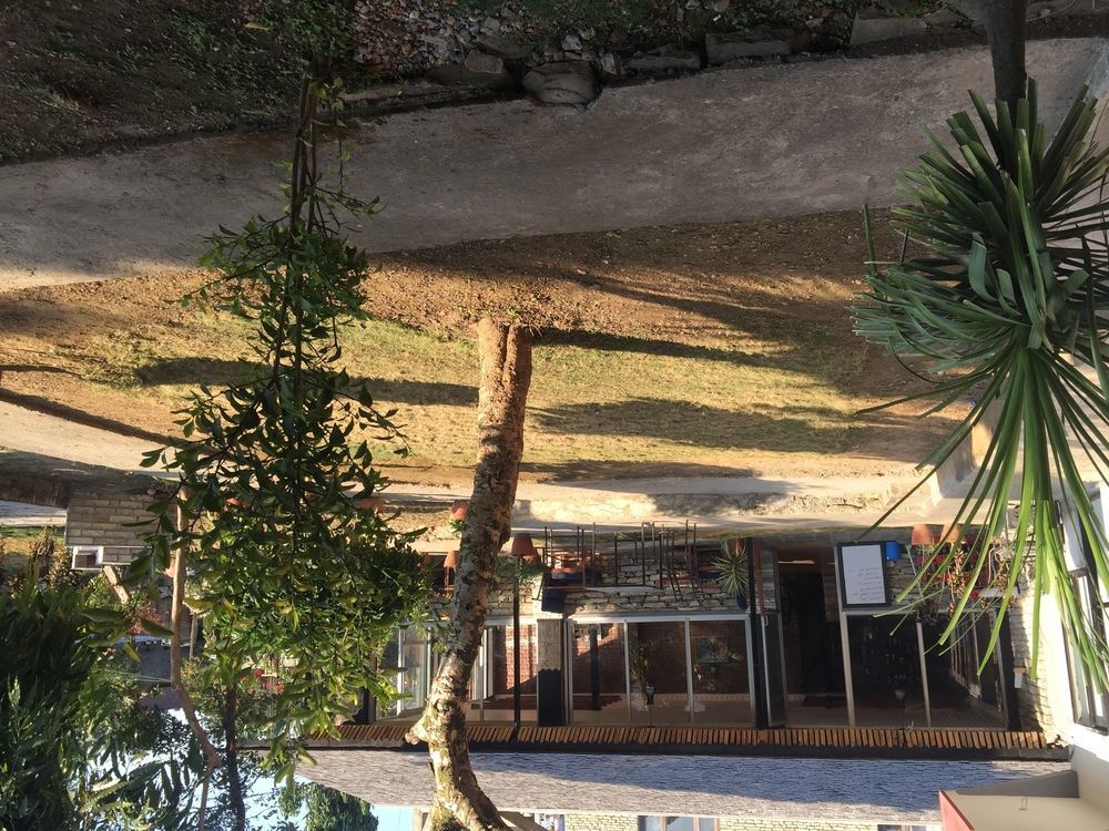 Hotel Glory Garden Pokhara Exterior photo