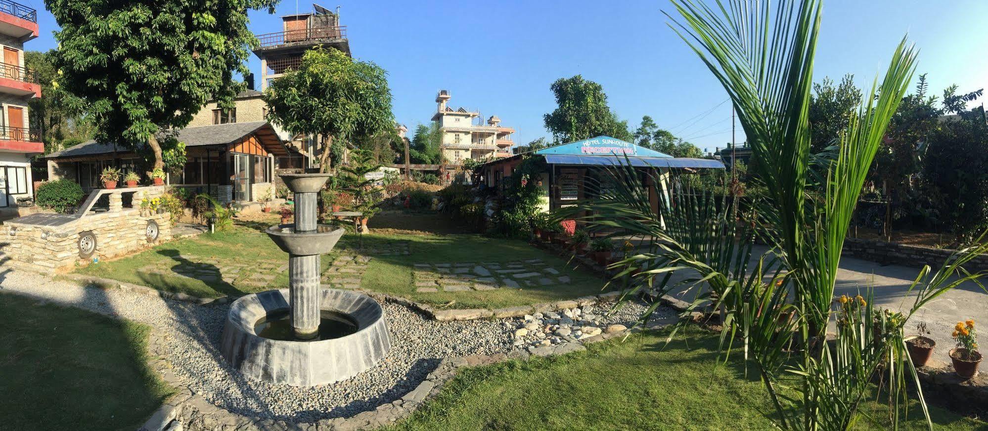 Hotel Glory Garden Pokhara Exterior photo