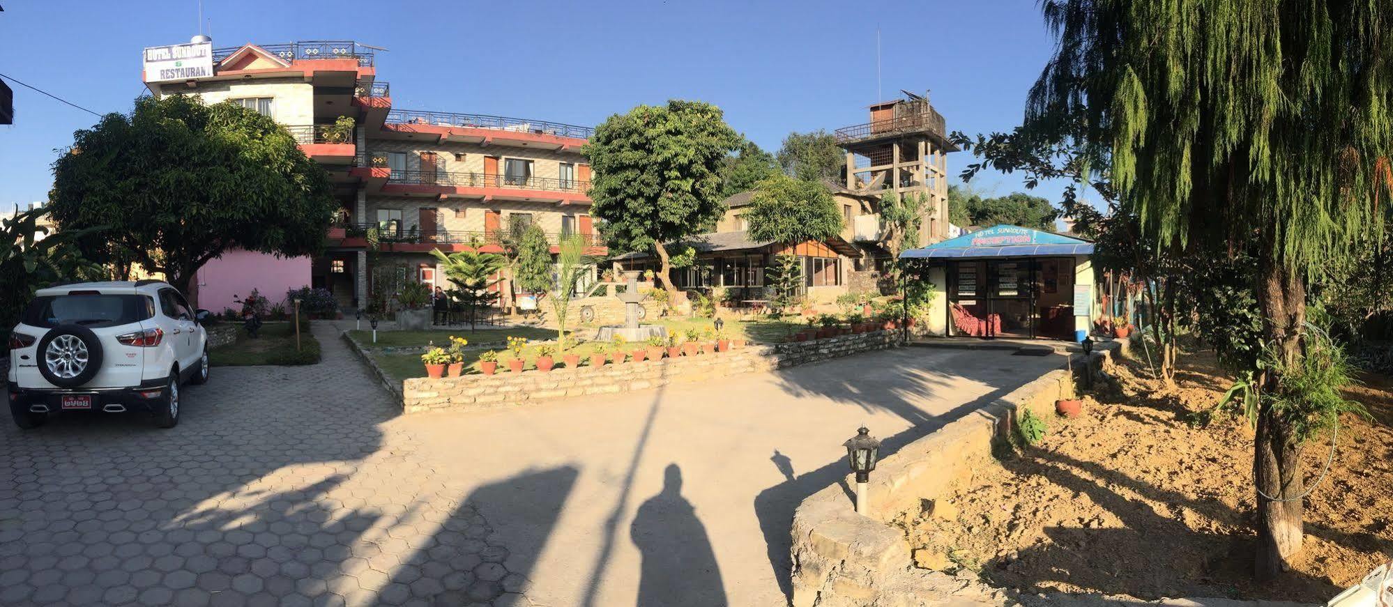 Hotel Glory Garden Pokhara Exterior photo
